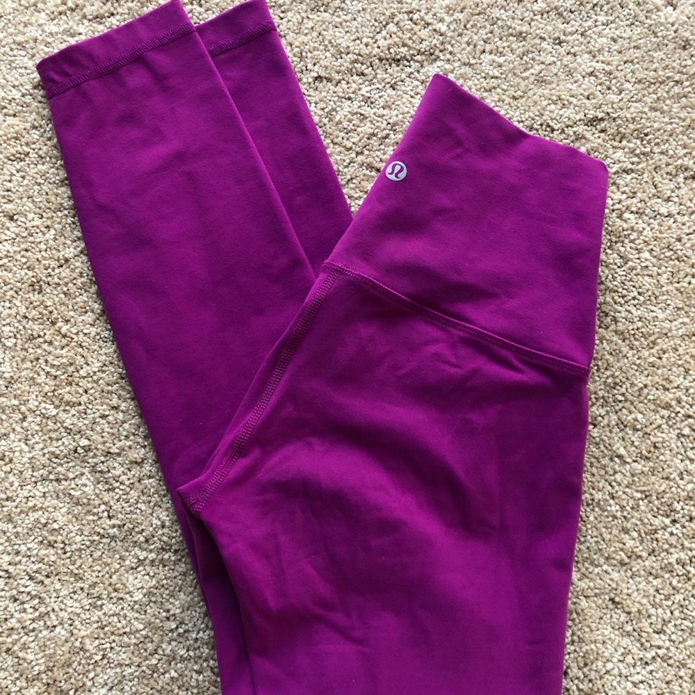 Lululemon High Rise leggings in Deep Fuchsia